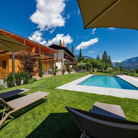 Biedermannhof Hotell Cermes Exteriör bild